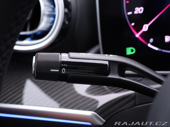 Mercedes-Benz CLE 2,0 300 4Matic AMG Premiu 2025