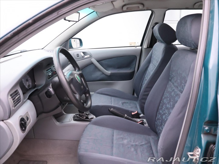 Škoda Octavia 1,6 i 74kW CZ STK 01/26 1999