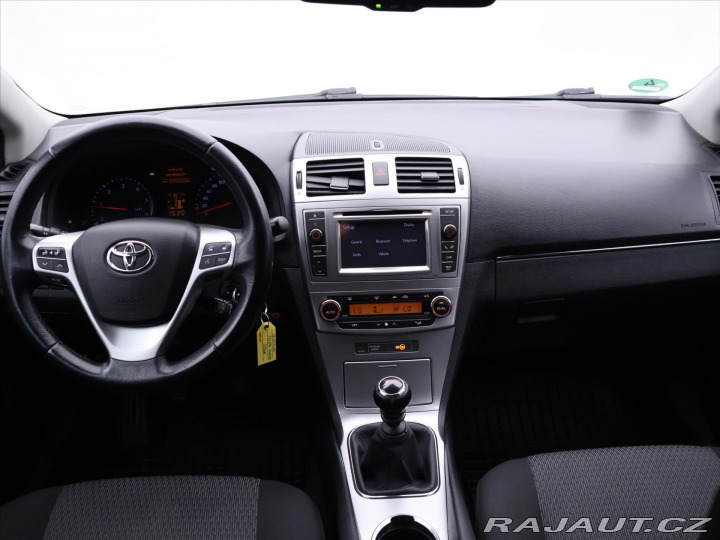 Toyota Avensis 2,0 D-4D 91kW Life Xenon 2013