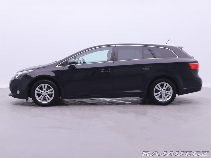 Toyota Avensis 2,0 D-4D 91kW Life Xenon 2013