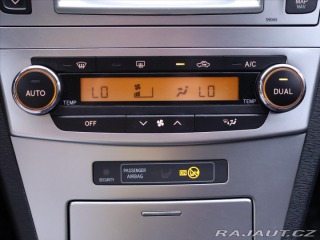 Toyota Avensis 2,0 D-4D 91kW Life Xenon 2013