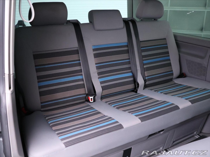 Volkswagen California 2,0 TDI 132kW CZ 7míst DP 2012