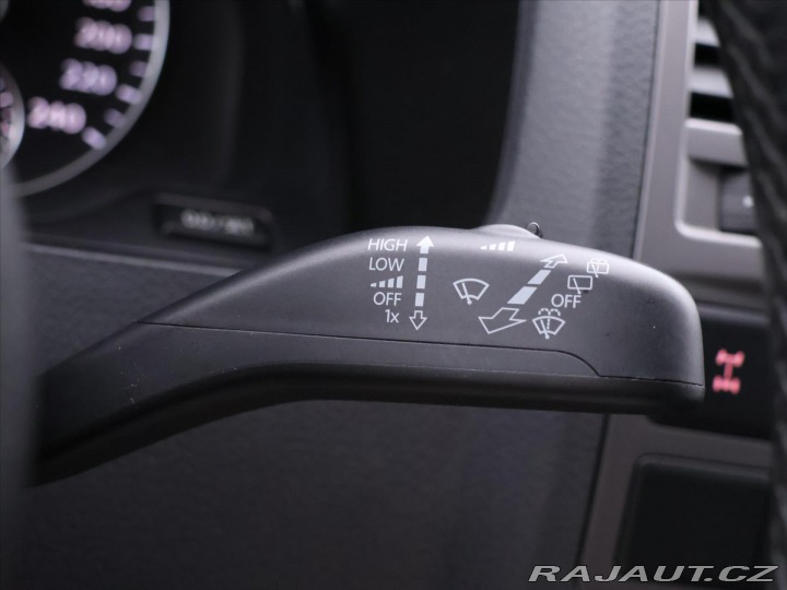 Volkswagen California 2,0 TDI 132kW CZ 7míst DP 2012