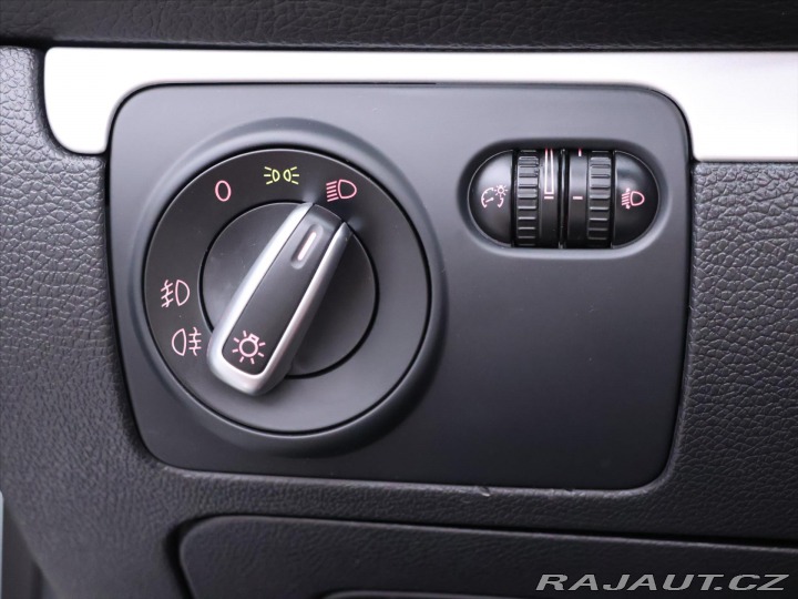Volkswagen EOS 1,4 TSI 90kW Aut.Klima Ků 2011