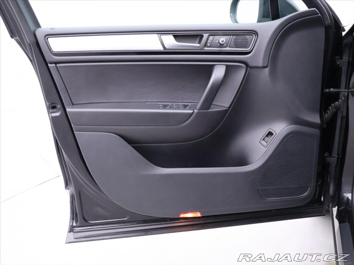 Volkswagen Touareg 3,0 TDI 180 kW 4Motion 2014