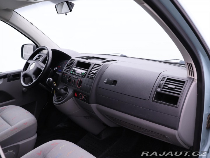 Volkswagen Transporter 1,9 TDI 2.Maj Tažné 9-Mís 2006