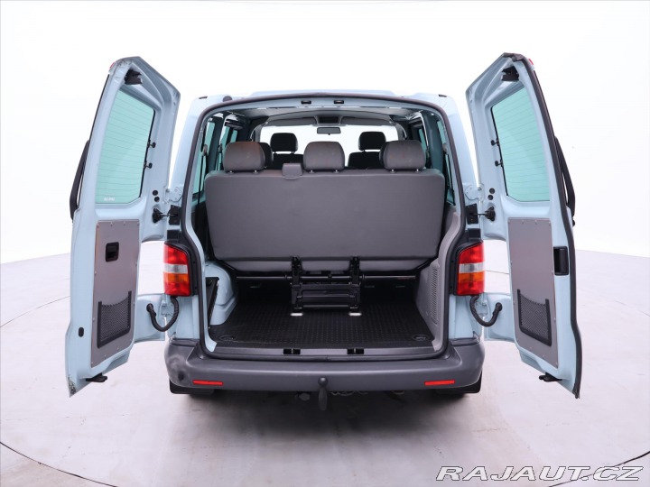 Volkswagen Transporter 1,9 TDI 2.Maj Tažné 9-Mís 2006