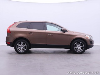 Volvo XC60 2,4 D3 120kW AWD AT Summu 2011