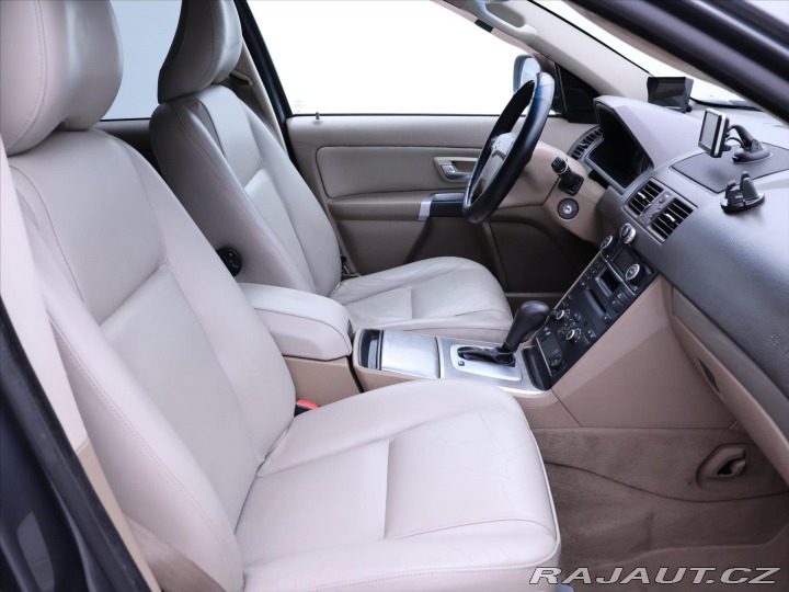 Volvo XC90 2,4 D5 136kW Aut. Kůže Ta 2008