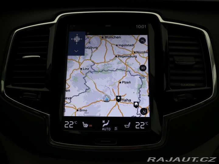 Volvo XC90 2,0 D5 165kW AWD CZ Momen 2015
