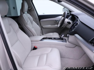 Volvo XC90 2,0 D5 165kW AWD CZ Momen 2015