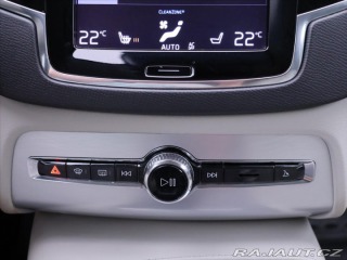 Volvo XC90 2,0 D5 165kW AWD CZ Momen 2015