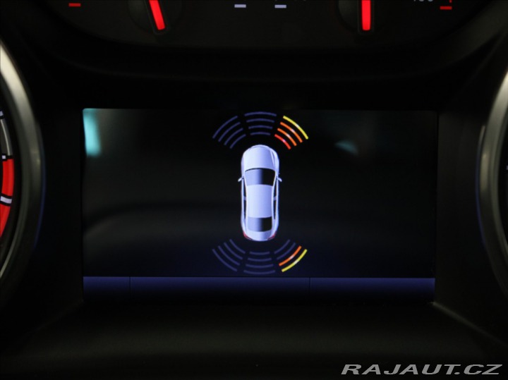 Opel Insignia 1,5 Turbo 121kW Akční CEN 2017