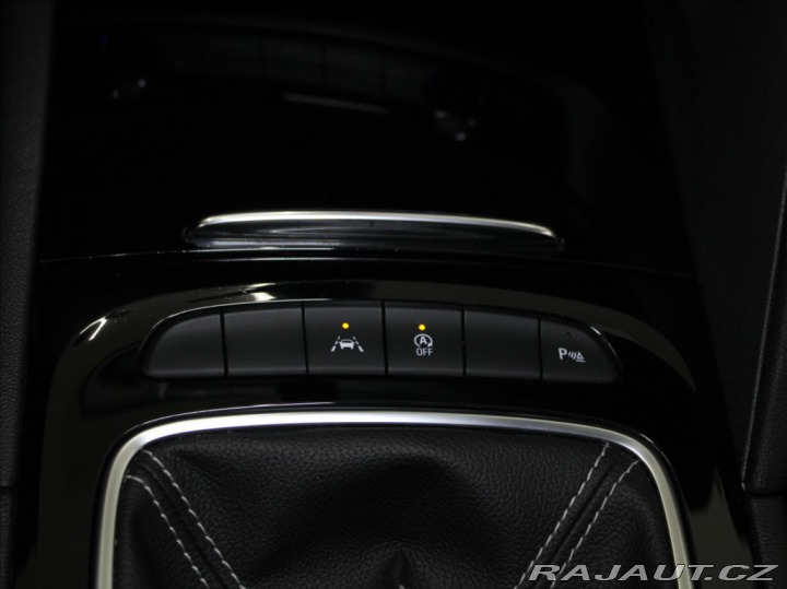 Opel Insignia 1,5 Turbo 121kW Akční CEN 2017