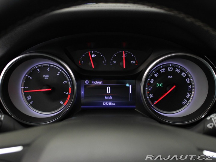 Opel Insignia 1,5 Turbo 121kW Akční CEN 2017