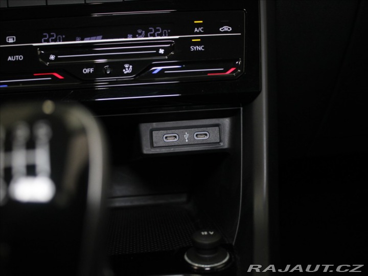 Volkswagen T-Cross 1,0 TSi 81kW Life ZÁRUKA 2023