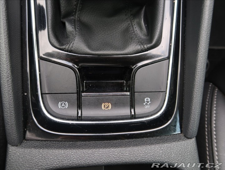 Škoda Karoq 1,5 TSI STYLE 2021