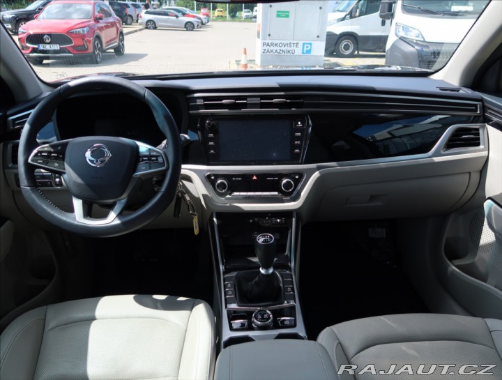 SsangYong Korando 1,5 T-GDi ČR 4x4 1 MAJITE 2021