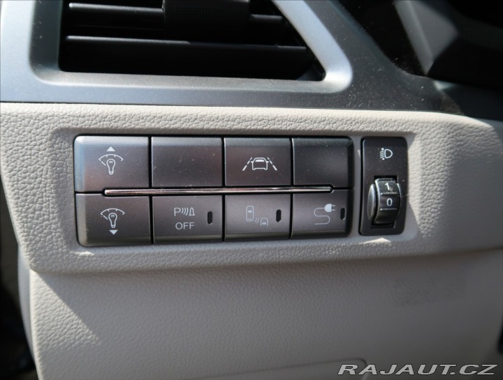 SsangYong Korando 1,5 T-GDi ČR 4x4 1 MAJITE 2021