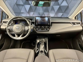 Toyota Corolla 1,8 HYBRID e-CVT COMFORT, 2022