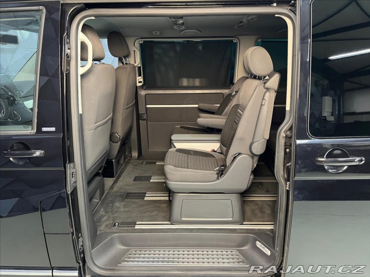 Volkswagen Multivan 2,0 TDI DSG 4MOTION CUP, 2013
