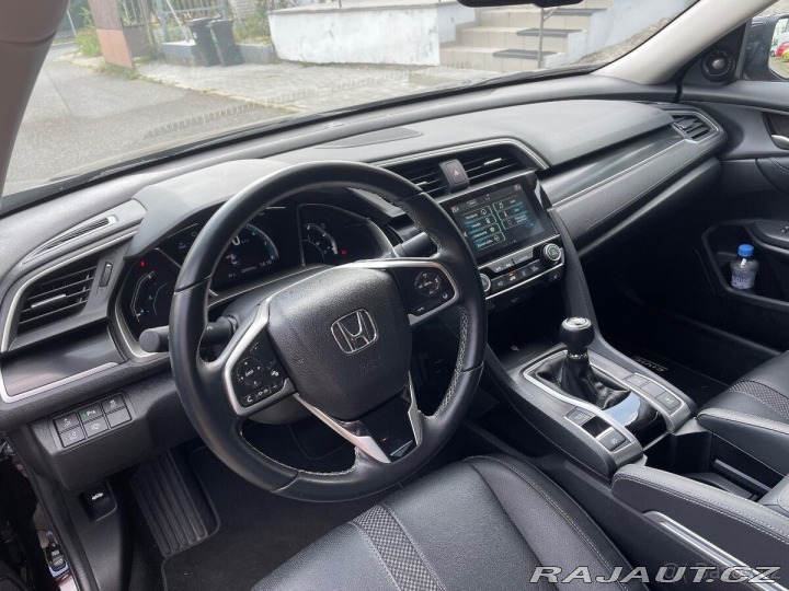 Honda Civic 1,5 VTEC turbo sedan 2020