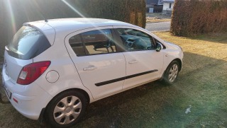 Opel Corsa 1,4   r.v. 2012, 96 000 k