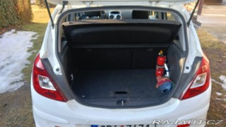 Opel Corsa 1,4 r.v. 2012, 96 000 k 2012