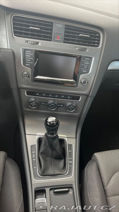 Volkswagen Golf 1,4 TSI, 90 kW, r.v. 11 1800