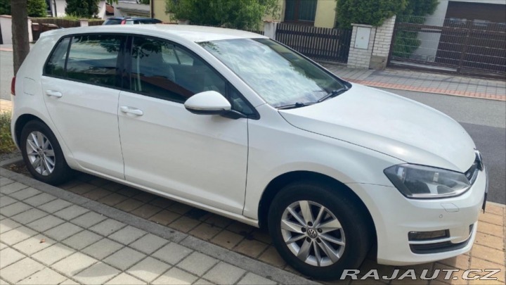 Volkswagen Golf 1,4 TSI, 90 kW, r.v. 11 1800
