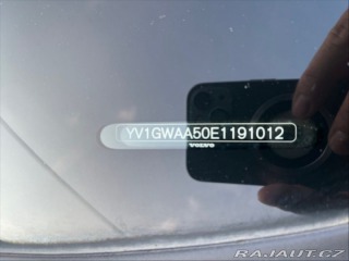 Volvo V60 2,4   D6 AWD 158 kW PLUG- 2014
