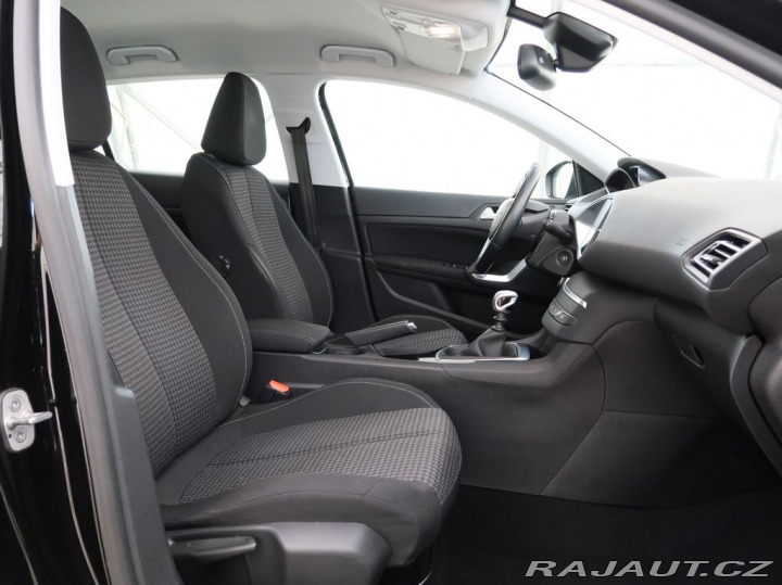 Peugeot 308 1.2PureTech,81kW,ACTIVE,M 2018