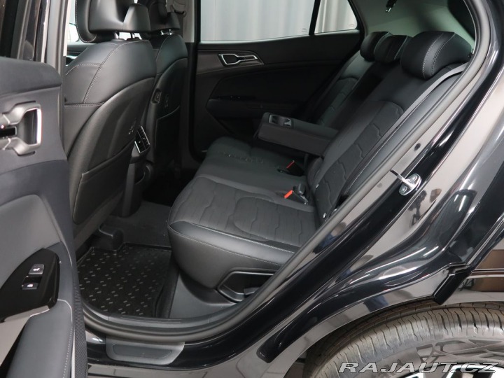 Kia Sportage TOP 4x4 - K odberu IHNED 2025