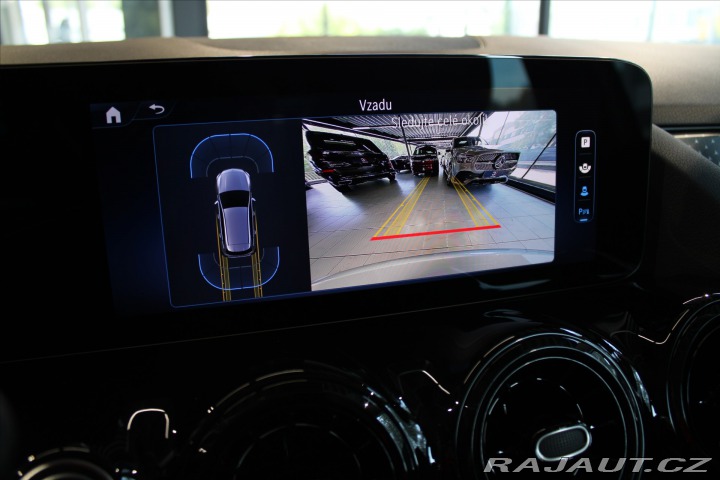 Mercedes-Benz B 180 MBUX / 1000km / DPH / 2024