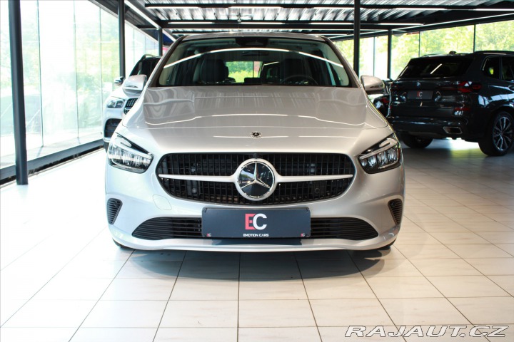 Mercedes-Benz B 180 MBUX / 18 2024
