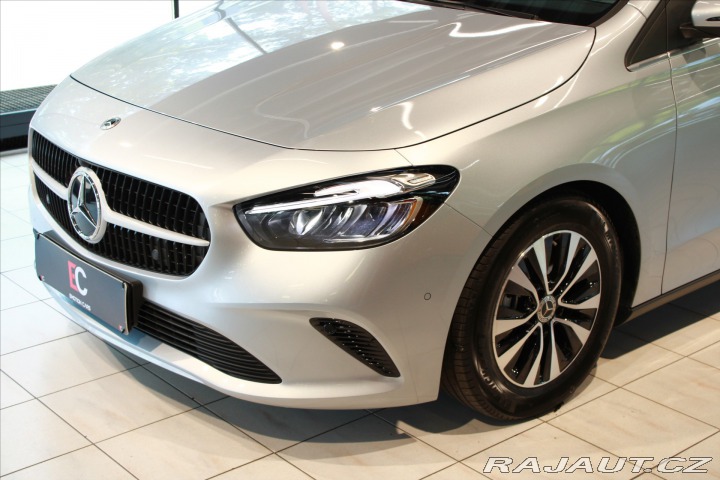 Mercedes-Benz B 180 MBUX / 18 2024