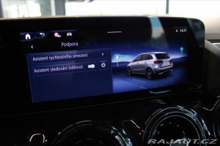 Mercedes-Benz B 180 MBUX / 1000km / DPH / 2024