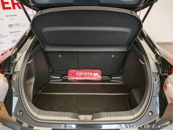 Toyota C-HR 2.0 Hybrid Style 4x2 2024