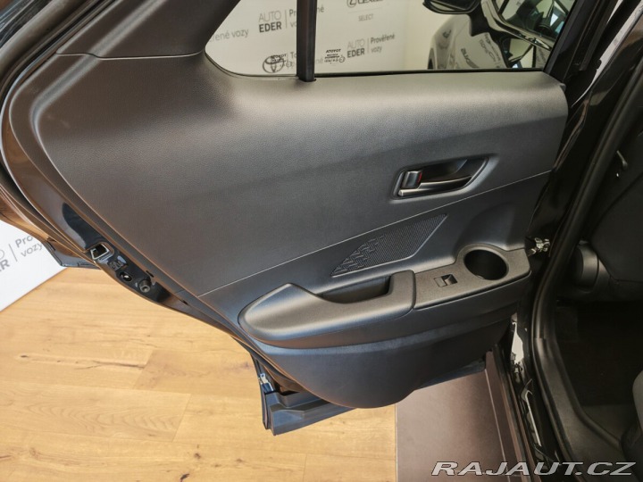 Toyota C-HR 2.0 Hybrid Style 4x2 2024