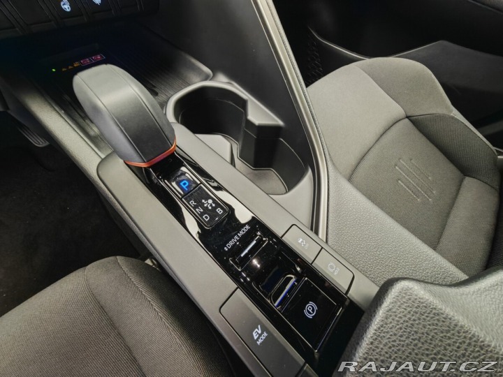 Toyota C-HR 2.0 Hybrid Style 4x2 2024