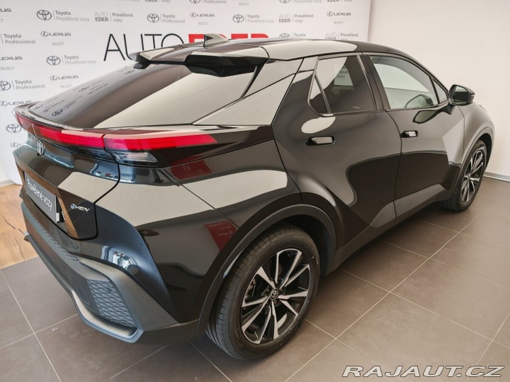Toyota C-HR 2.0 Hybrid Style 4x2 2024