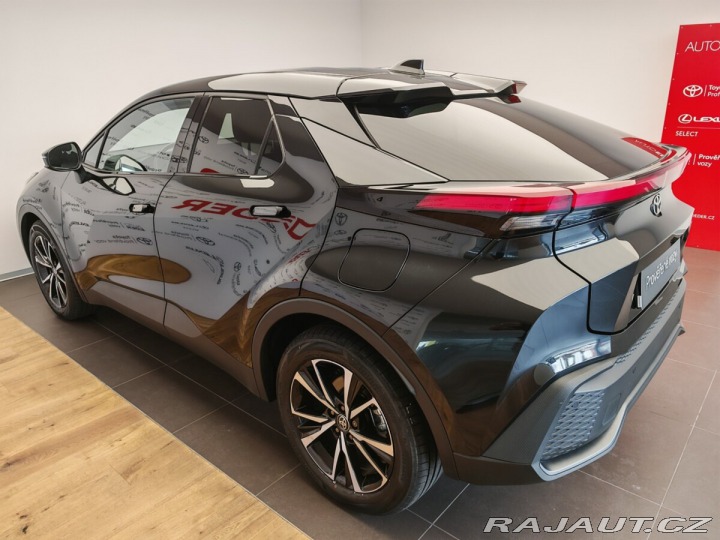 Toyota C-HR 2.0 Hybrid 4x2 Style 2024