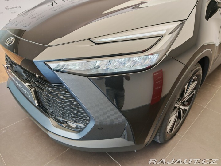 Toyota C-HR 2.0 Hybrid 4x2 Style 2024