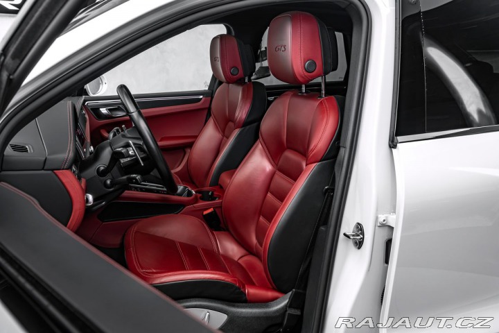 Porsche Macan GTS, vzduch, panorama, CZ 2023