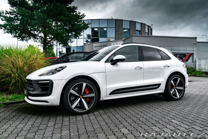 Porsche Macan GTS, vzduch, panorama, CZ 1800