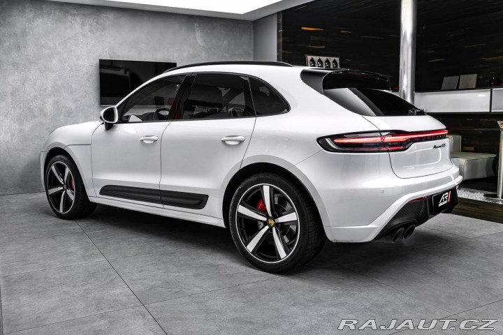 Porsche Macan GTS, vzduch, panorama, CZ 1800