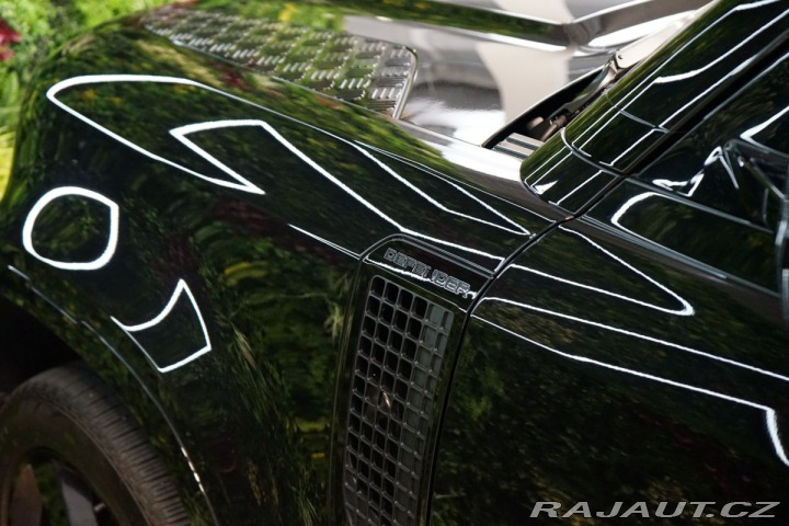 Land Rover Defender 90*V8*P525*HUD*TAŽNÉ*PANO 2022