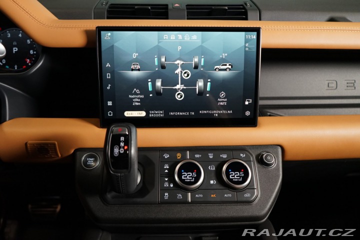 Land Rover Defender 90*V8*P525*HUD*TAŽNÉ*PANO 2022