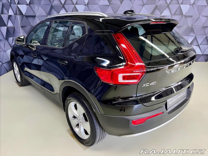 Volvo XC40 T3 120KW A/T MOMENTUM PRO 2020