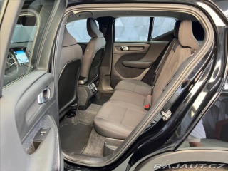 Volvo XC40 T3 120KW A/T MOMENTUM PRO 2020
